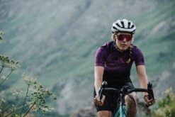 Julbo Fury SP3CF (J5311123 ) - Sonnenbrille (Schwarz / Rosa) 13 Julbo Fury SP3CF (J5311123 ) - Sonnenbrille (Schwarz / Rosa) -Outdoor Ausrüstung 14785 Julbo Fury NOIR ROSE SP3CF J5311123 Sonnenbrille 6