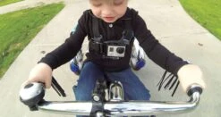 GoPro Junior Chesty - Oberkörperhalterung Für Kinder -Outdoor Ausrüstung 4552 GoPro Junior Chesty Oberkoerperhalterung fuer Kinde